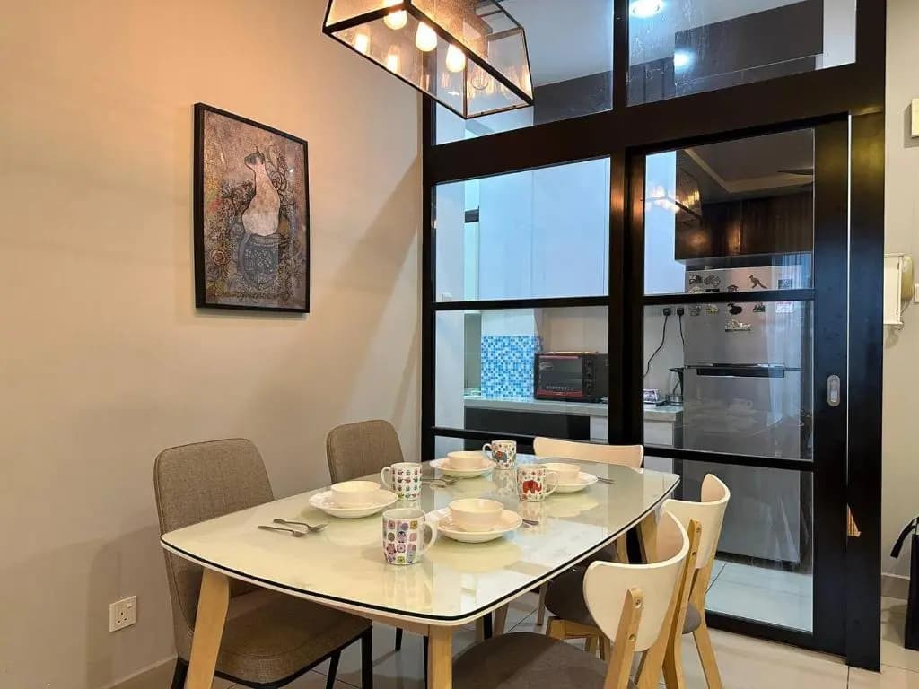 BUKIT INDAH 6pax WIFI NETFLIX 3 BEDROOM - photo 12