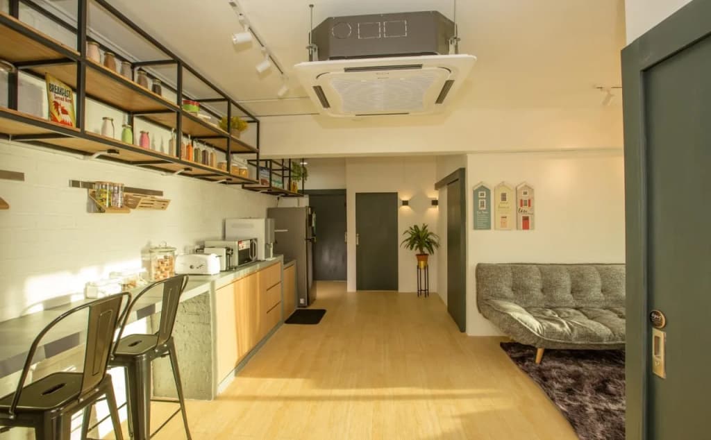 Homy Seafront Hostel - photo 18