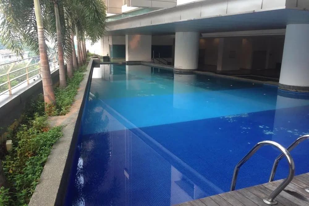 Royal Apartments at Taragon KL - photo 10