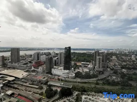 TriTower Suites Johor Bahru Near JB CIQ, JBCC & Capri - photo 3