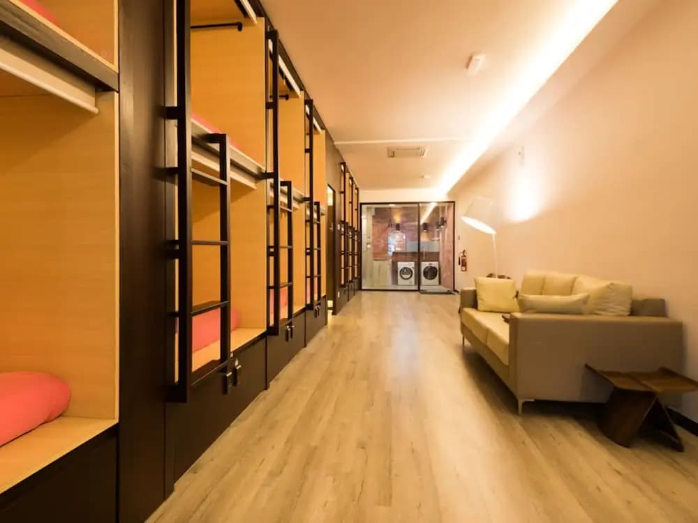 Sogor Girls Dormitory by OYO Rooms - photo 8