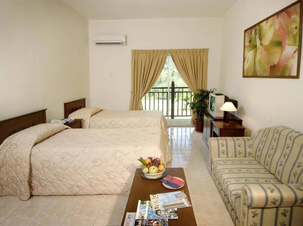 Suria Service Apartment Hotel - photo 1