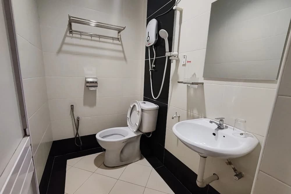 Hotel Kuang Hua Sitiawan Near To (UniKL-MIMET) - photo 8