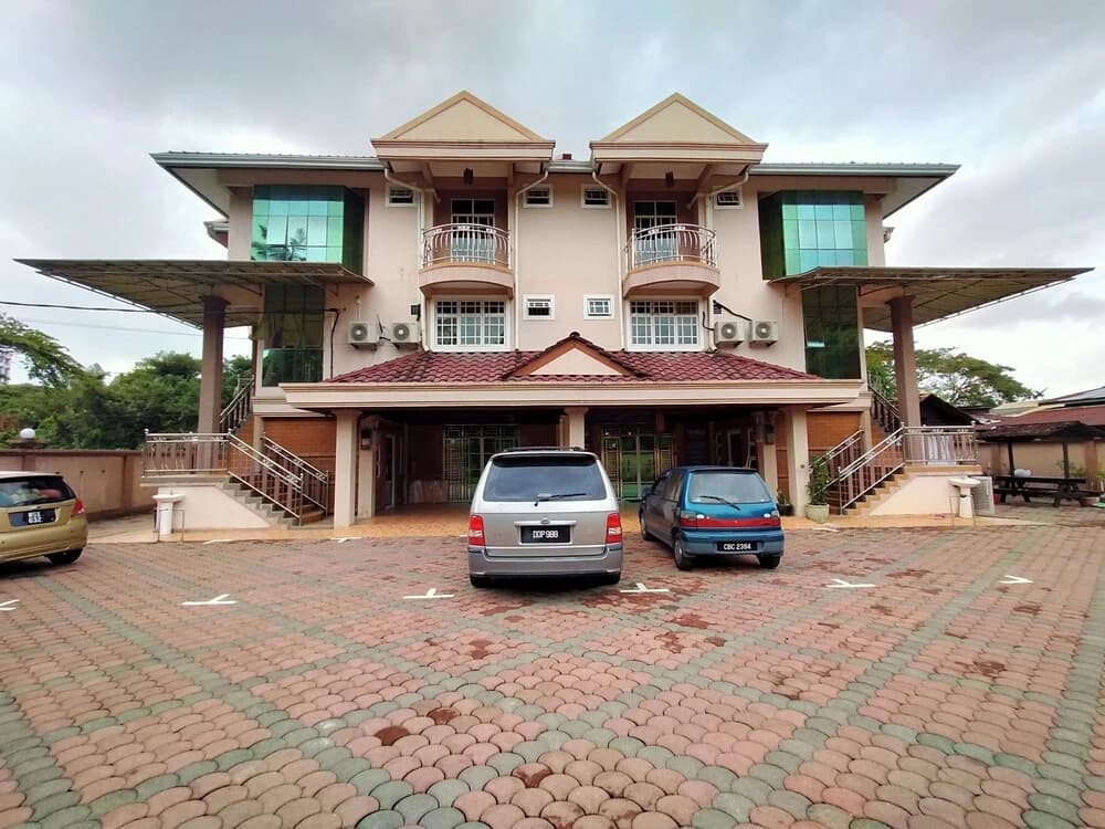 OYO 89934 Rose Village Inn & Spa - photo 14