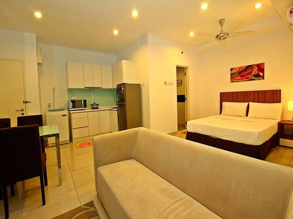 Mansion One Suites By Merlene - photo 2