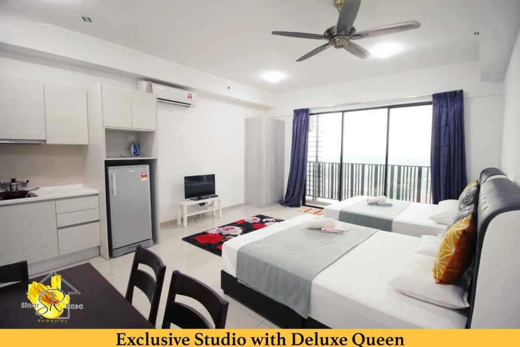 I-City Homestay@5 min walk to shopping Mall - photo 1