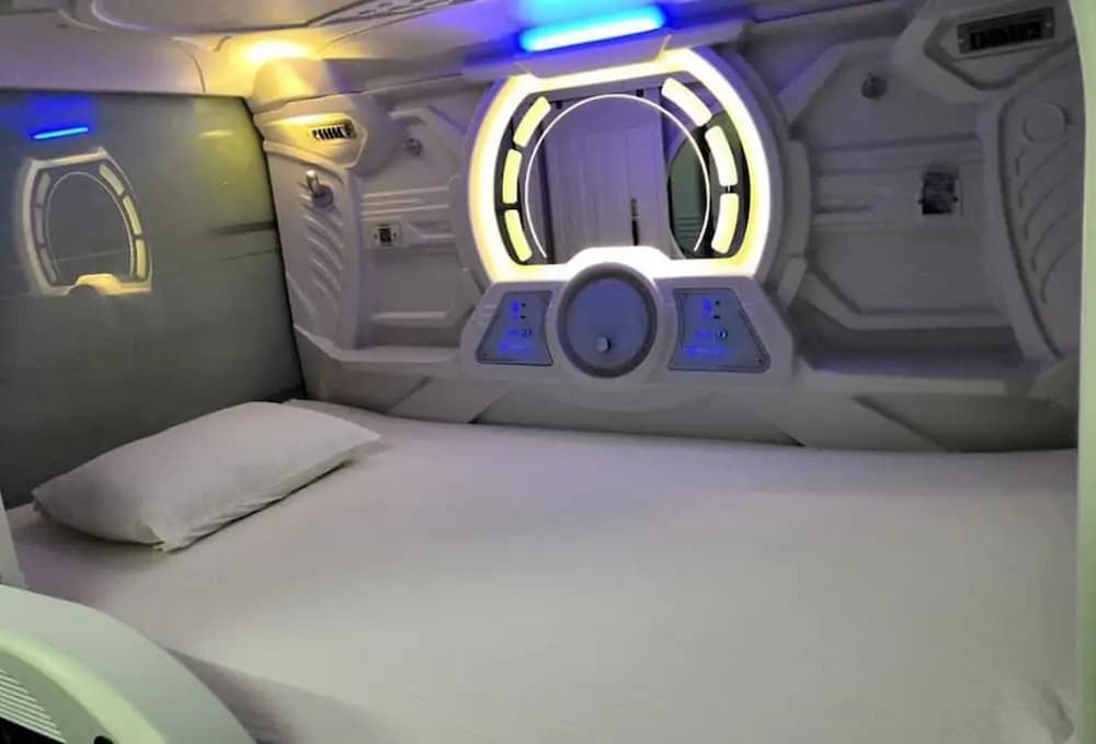 Bangau Capsule Hotel - Downtown KLIA - photo 2