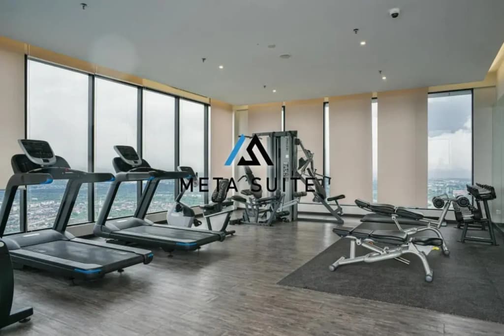 Sky pool 4 star hotel grade stay in i-City - photo 7