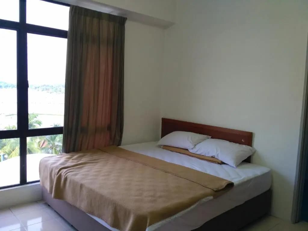 Lumut Apartment - photo 3