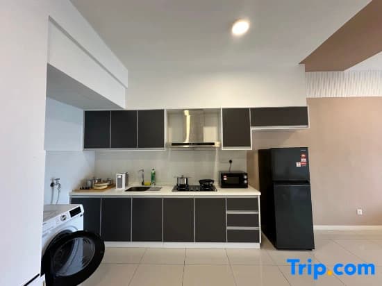Serene Suites in Jelutong - photo 14