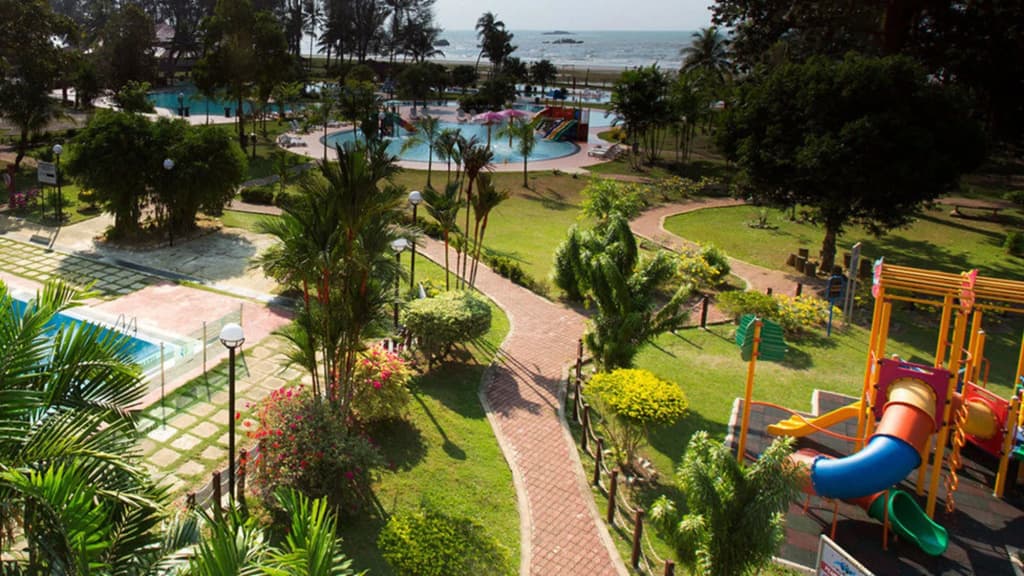 De Rhu Beach Resort - photo 19
