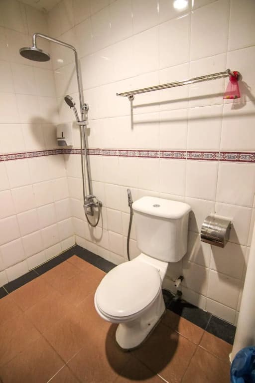 Rose Cottage Hotel Taman Johor Jaya - photo 9