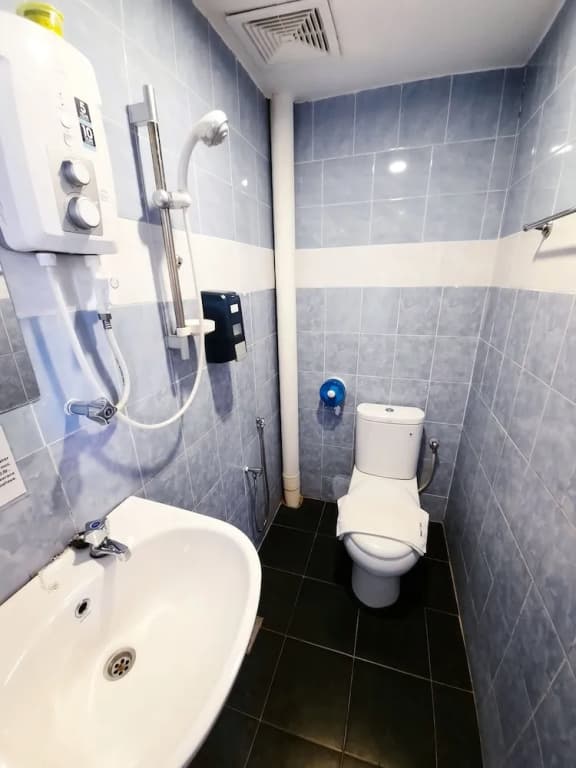 Good 2 Stay Hotel Oyo Rooms - photo 8