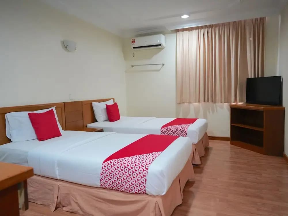 OYO 44051 Sunlight Inn - photo 7