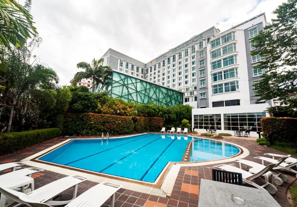 Promenade Hotel Kota Kinabalu - photo 16