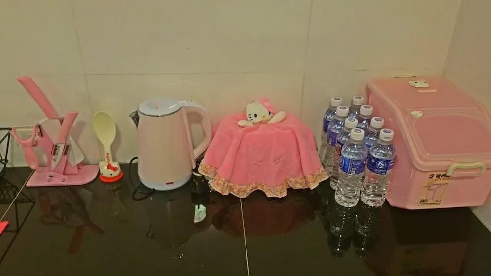 Hello Kitty Signature Suite - photo 21