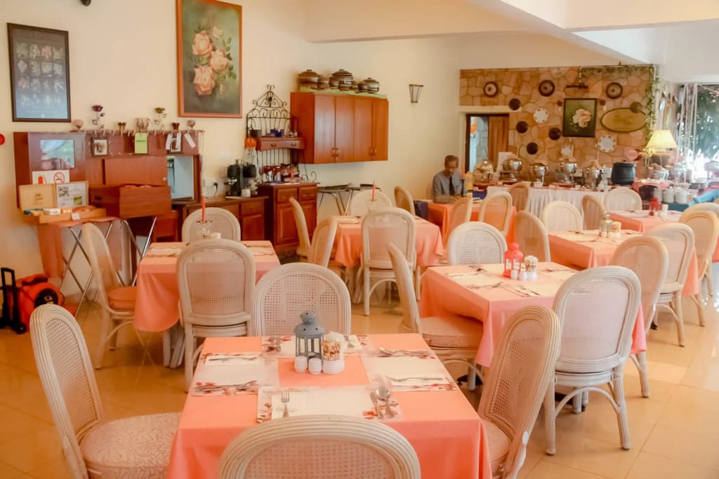 Hotel Casa Dela Rosa - photo 20