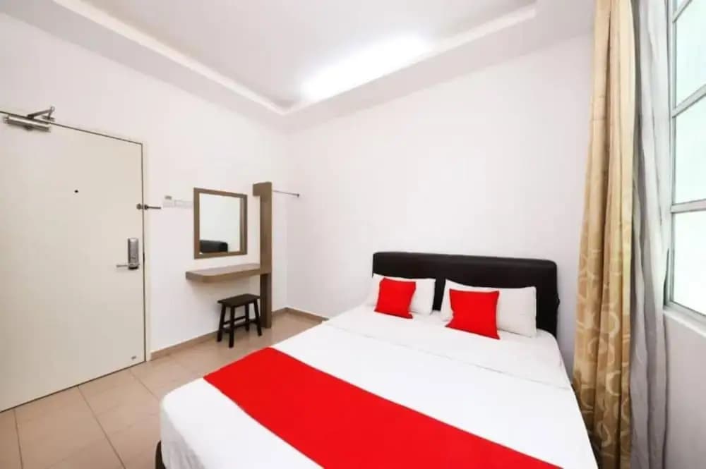 Nexus Hotel - photo 2