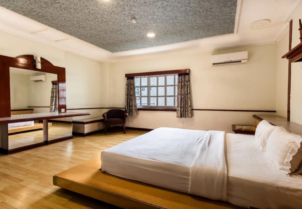 The Dream Hotel - photo 7