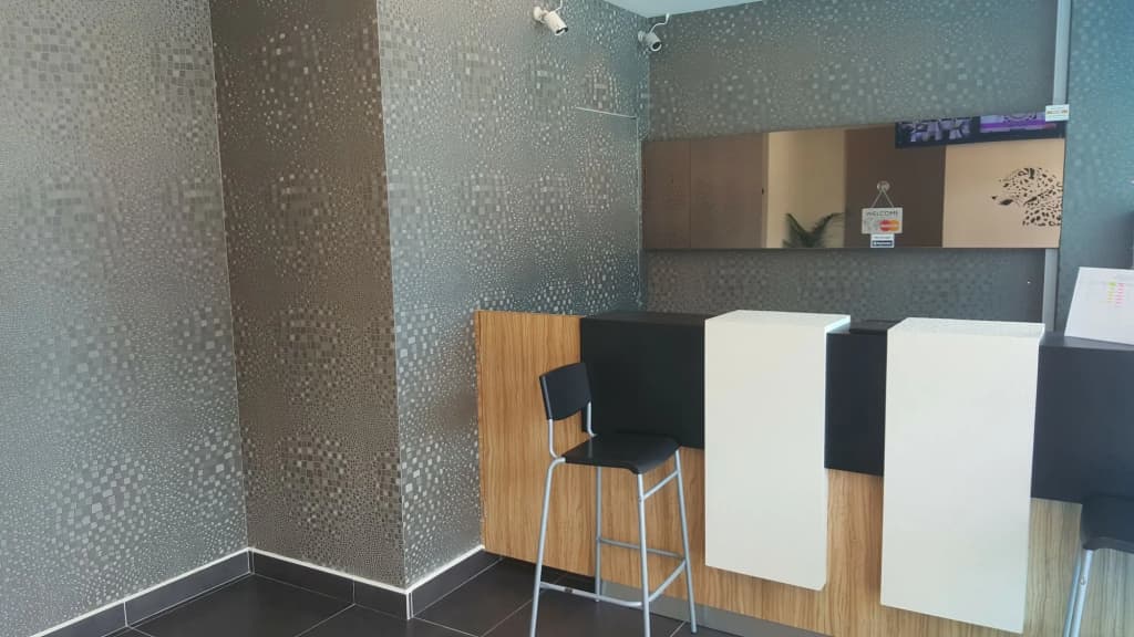 9 Square Hotel - Sri Kembangan - photo 14
