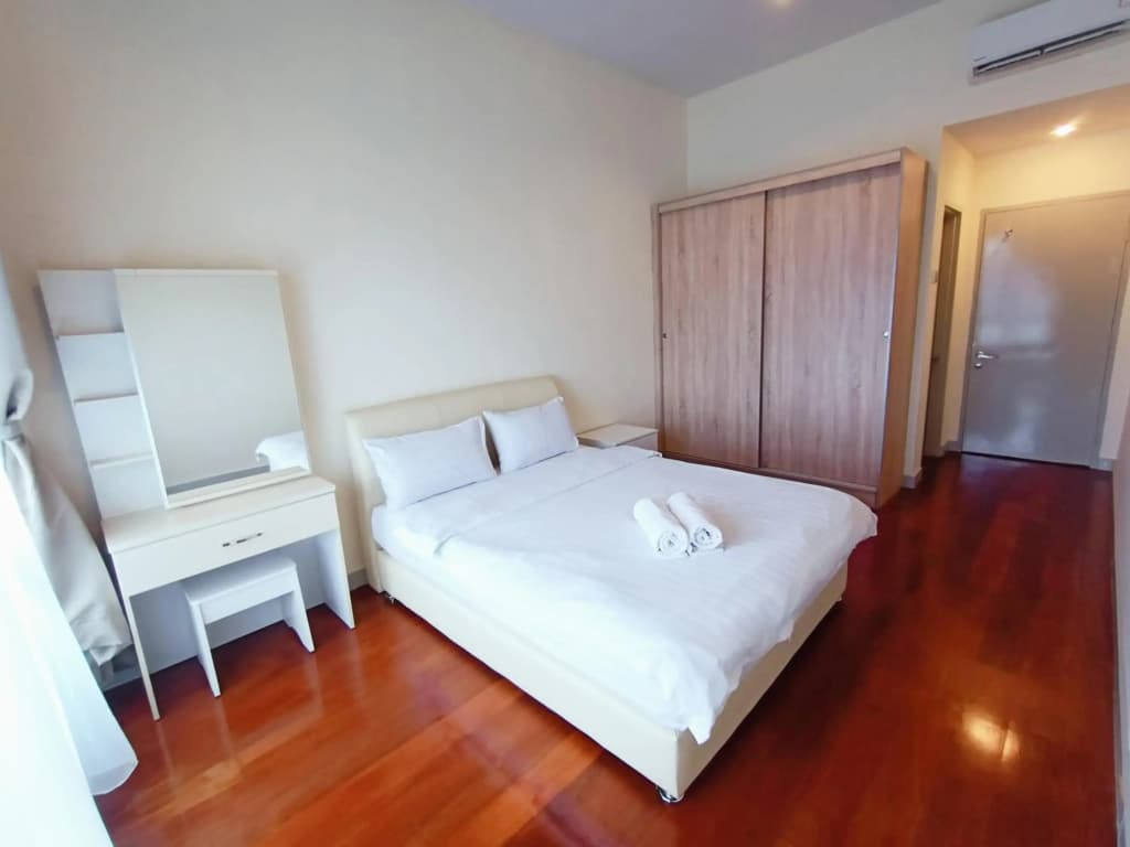 New! Seaview Deluxe Sunrise Suite 2000 sqft Imago Loft B 3 bedrooms above Imago Shopping Mall - photo 5