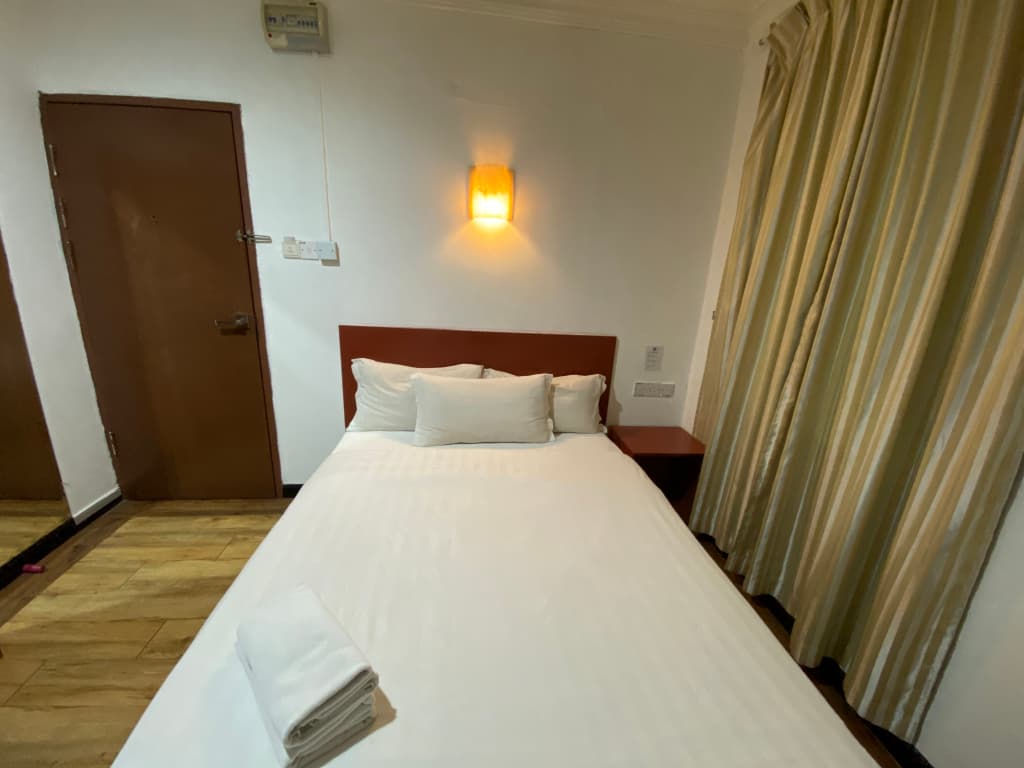 Super OYO 89847 Switz Paradise Hotel - photo 4