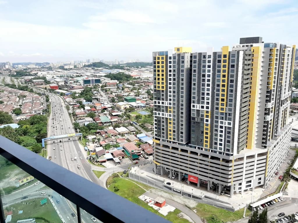 Symphony Tower Studio #4 with balcony - photo 5
