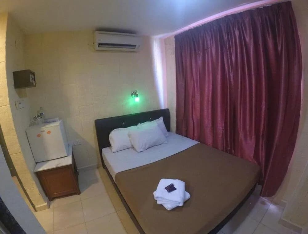 Green Town hotel & Resort Kuah - photo 3