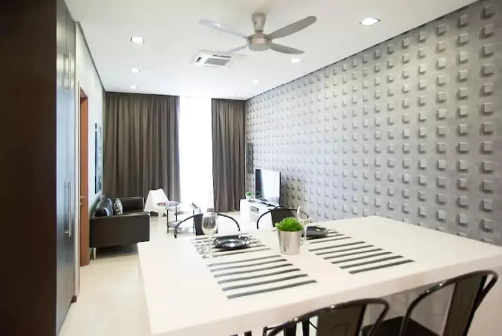 KL101 Service Suite at Soho Suites KLCC - photo 36