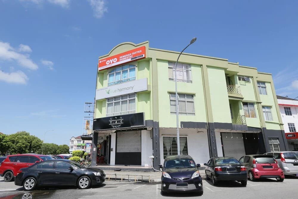 Semerah Suites by OYO Rooms - main photo