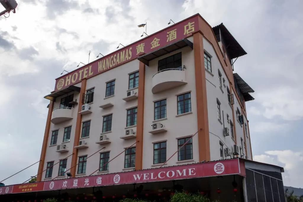 Hotel Wangsamas - photo 1