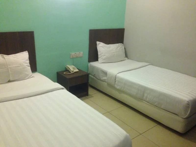 YL Hotel - photo 14
