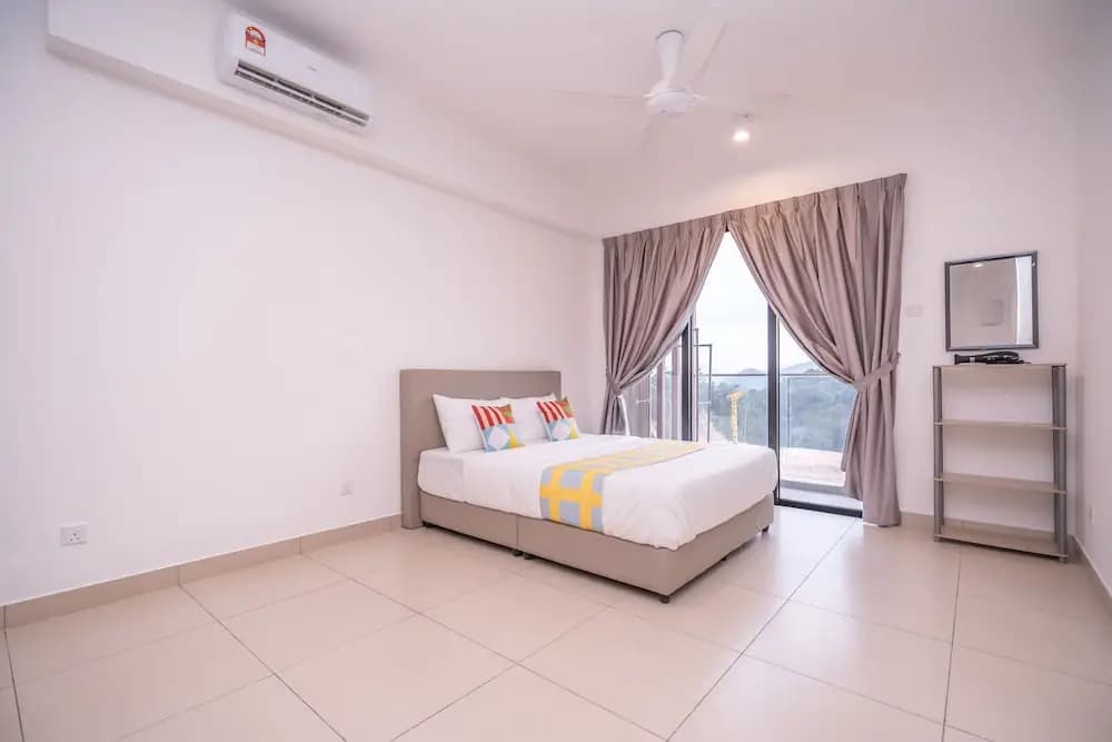 OYO Home89606Exquisite Studio Midhill - photo 5