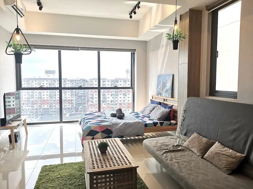 Icon City Premier Suites by WeCare - photo 8