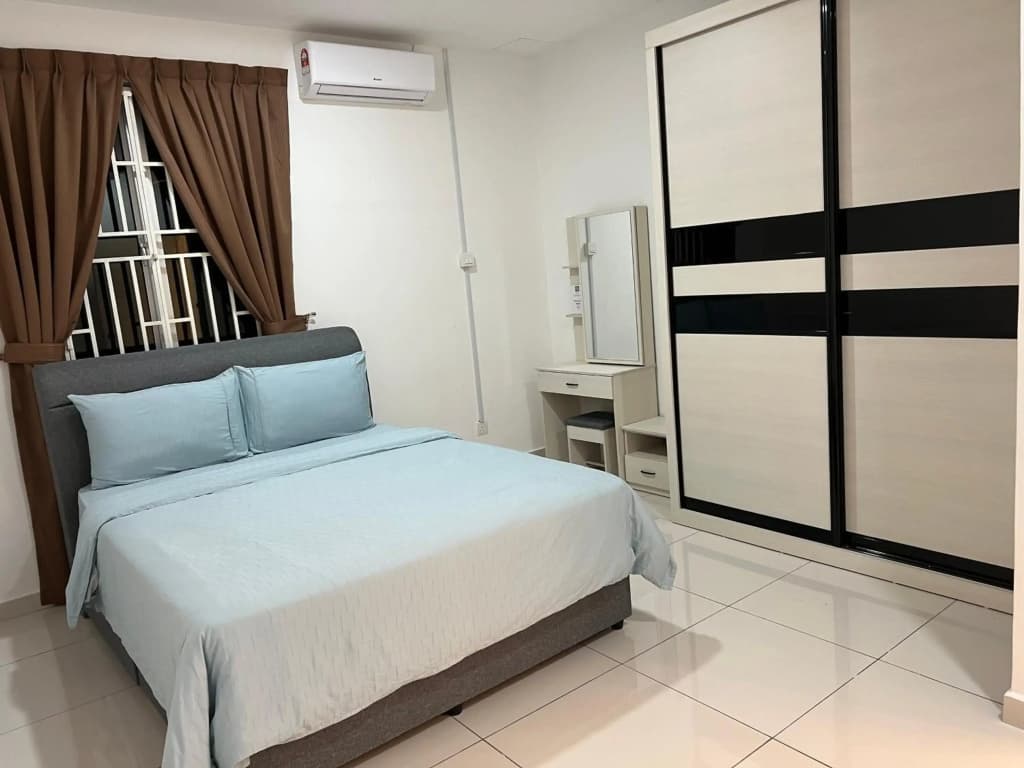 4 bedrooms (private bathroom) Perdana Hill Villa - photo 5