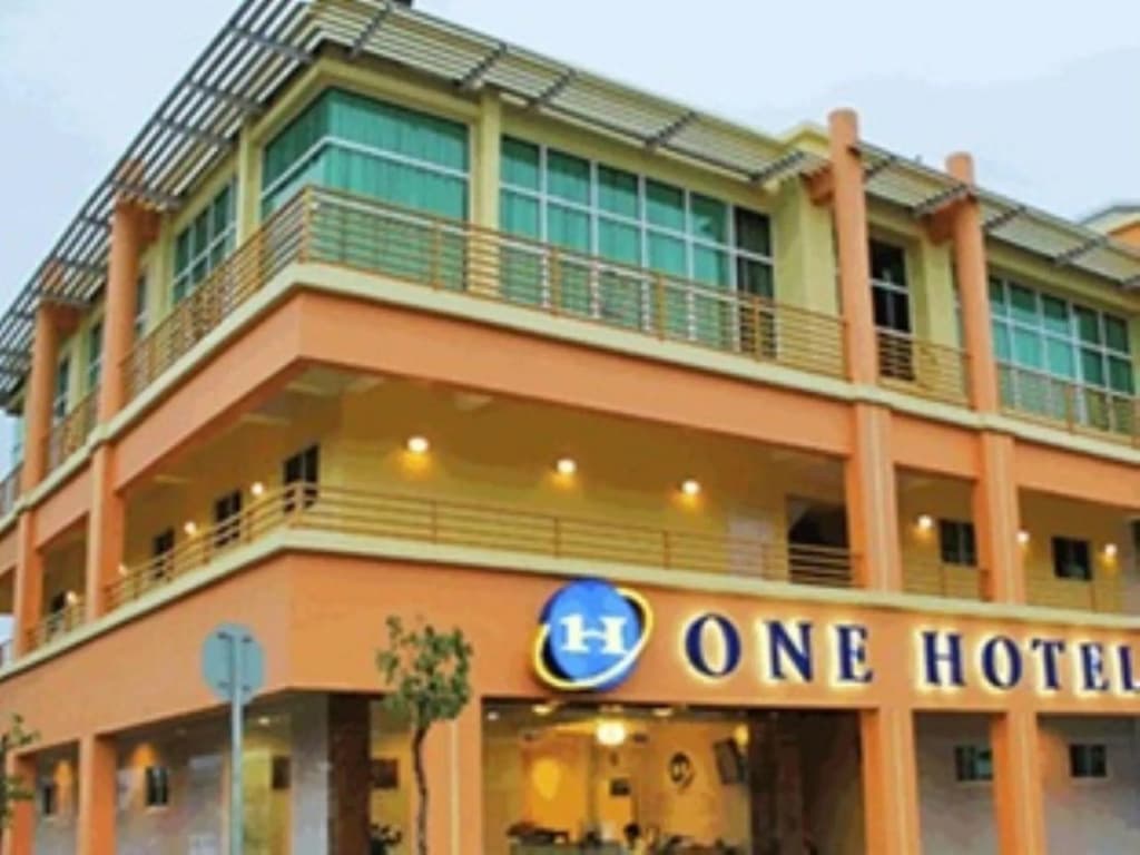 One Hotel Lintas Jaya - photo 1