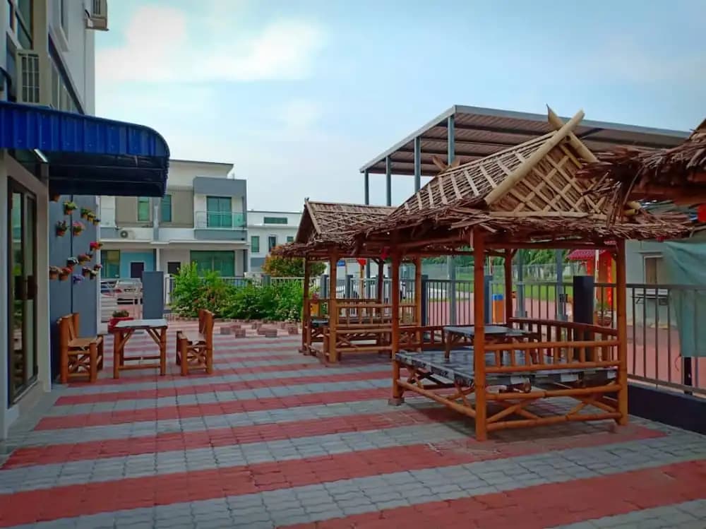 KS Botanic Homestay - photo 11