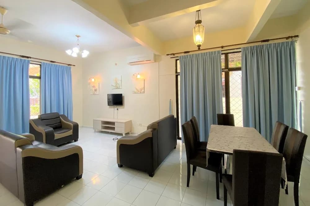 Oyo 90199 Homely&cozy House - photo 26