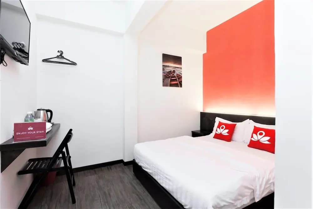 ZEN Rooms Basic Near KTM Sentul - photo 16