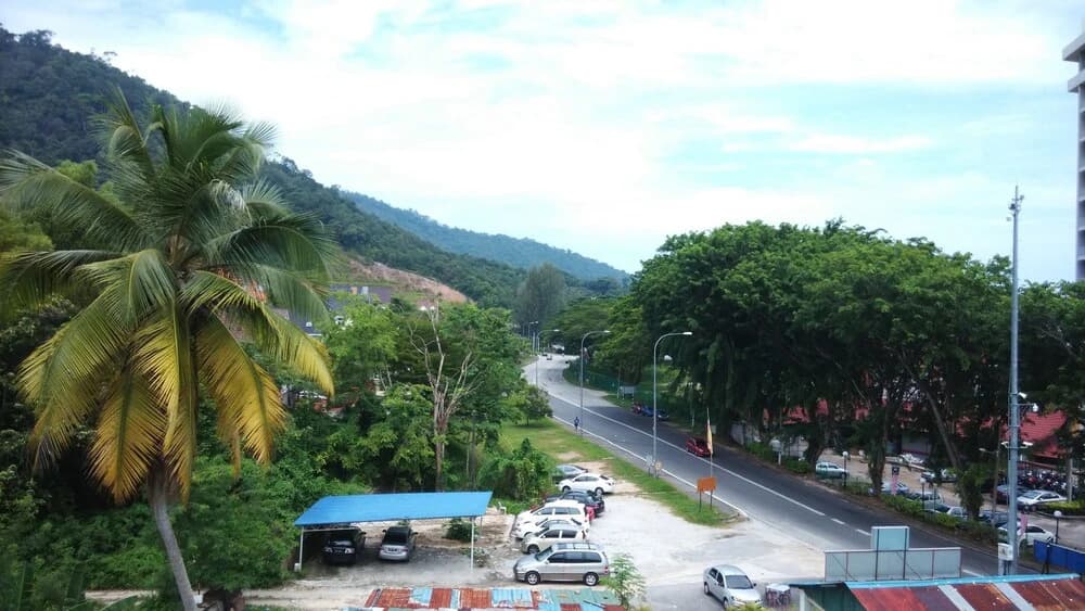 Pinang Beach Apartment at Bayu Emas - photo 10
