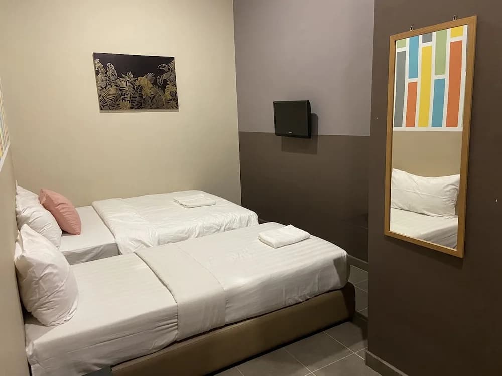 SUPER OYO 90701 Venomi Hotel - photo 4