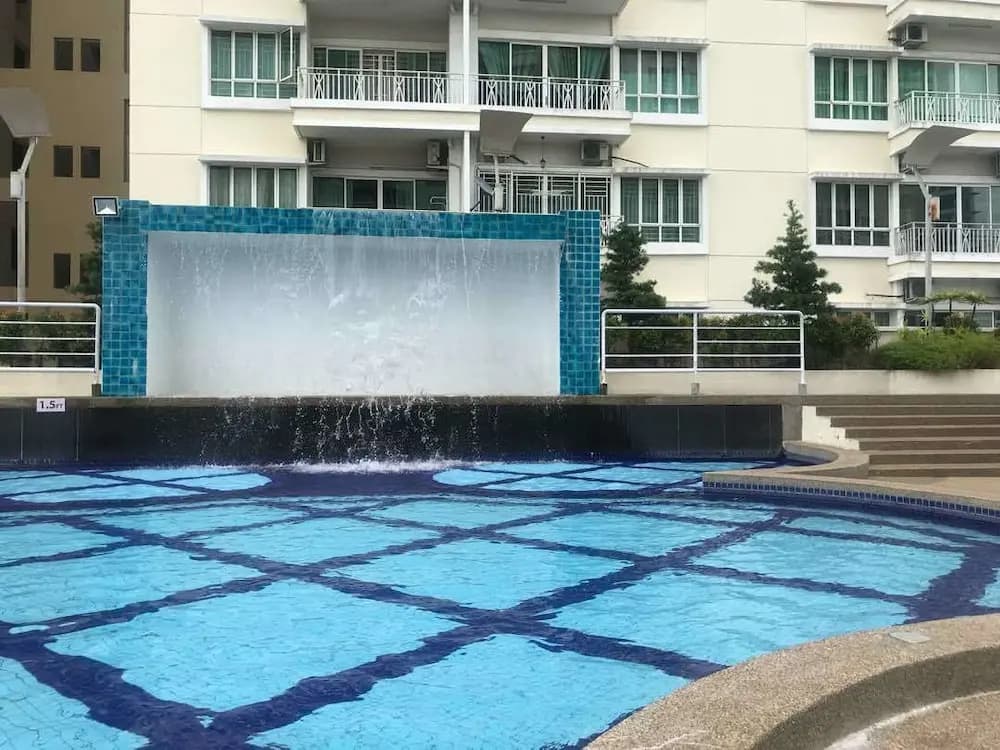 One Borneo Condominium by Josie - photo 9