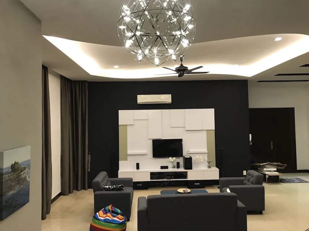 3 Storey Bungalow For Homestay - photo 9