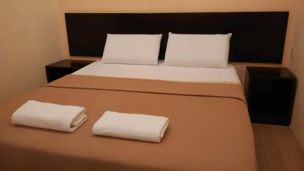 OYO 44078 The Island Hotel - photo 5
