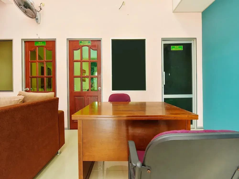 SPOT ON 90163 Kpfb Roomstay 2 - Hostel - photo 5