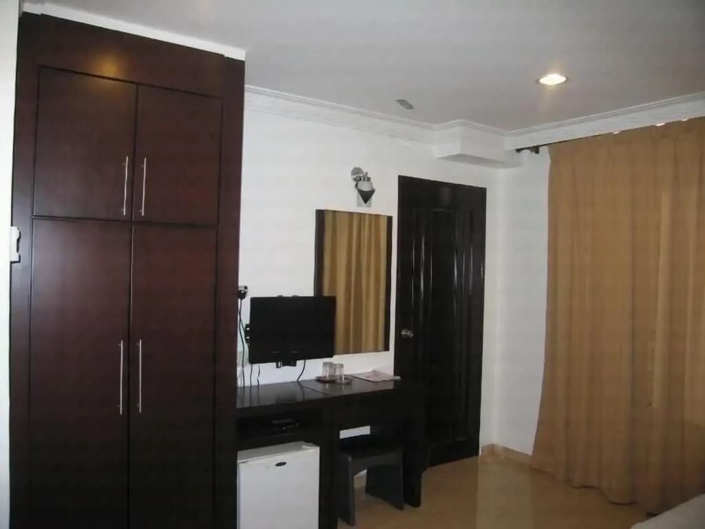Rainbow Hotel - photo 24