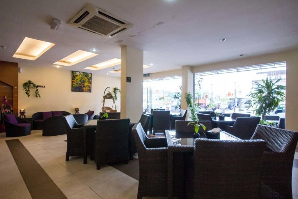 Sri Indar Hotel - photo 18