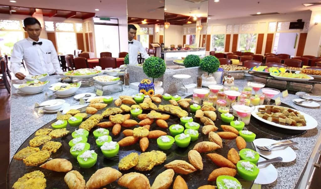 The Putra Regency Hotel - photo 9