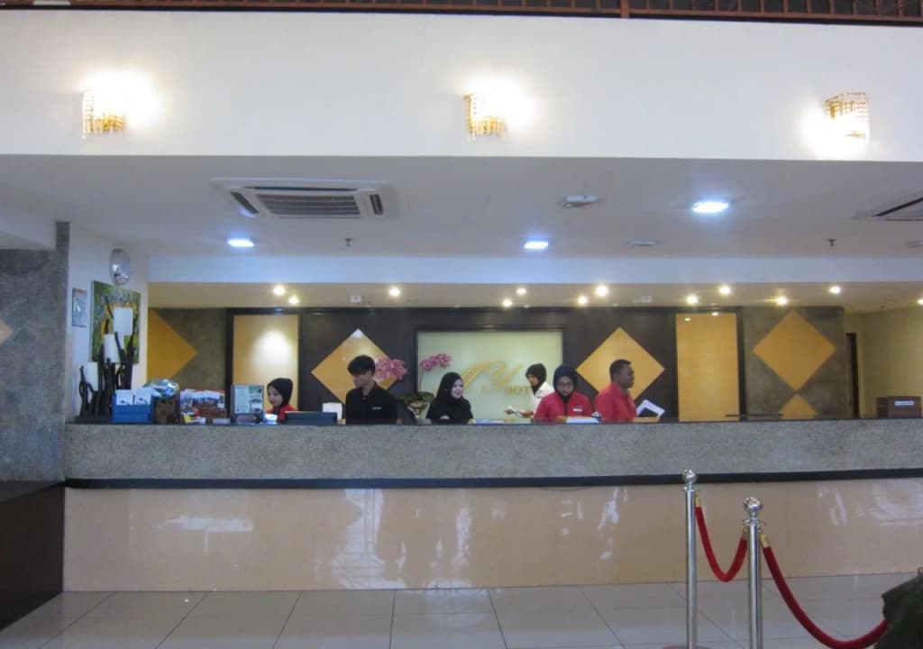 Goldsands Hotel - photo 26
