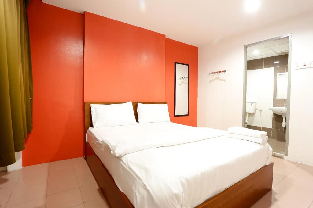 Lux Hotel - photo 2